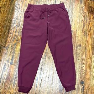 Maroon Lululemon Joggers size 10